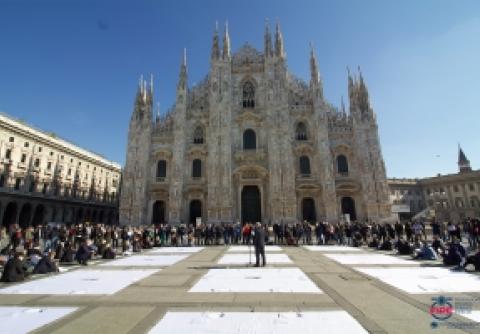 Manifestazione Fipe, il grido dei 10mila: “Siamo a terra! Ci rialzeremo, ma gli aiuti arrivino subito”